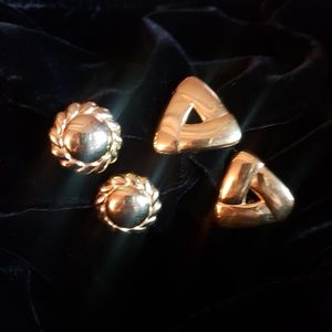 Set of 2 Vintage Monet Clip Earrings